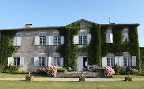 Bed And Breakfast Chateau-lestange À